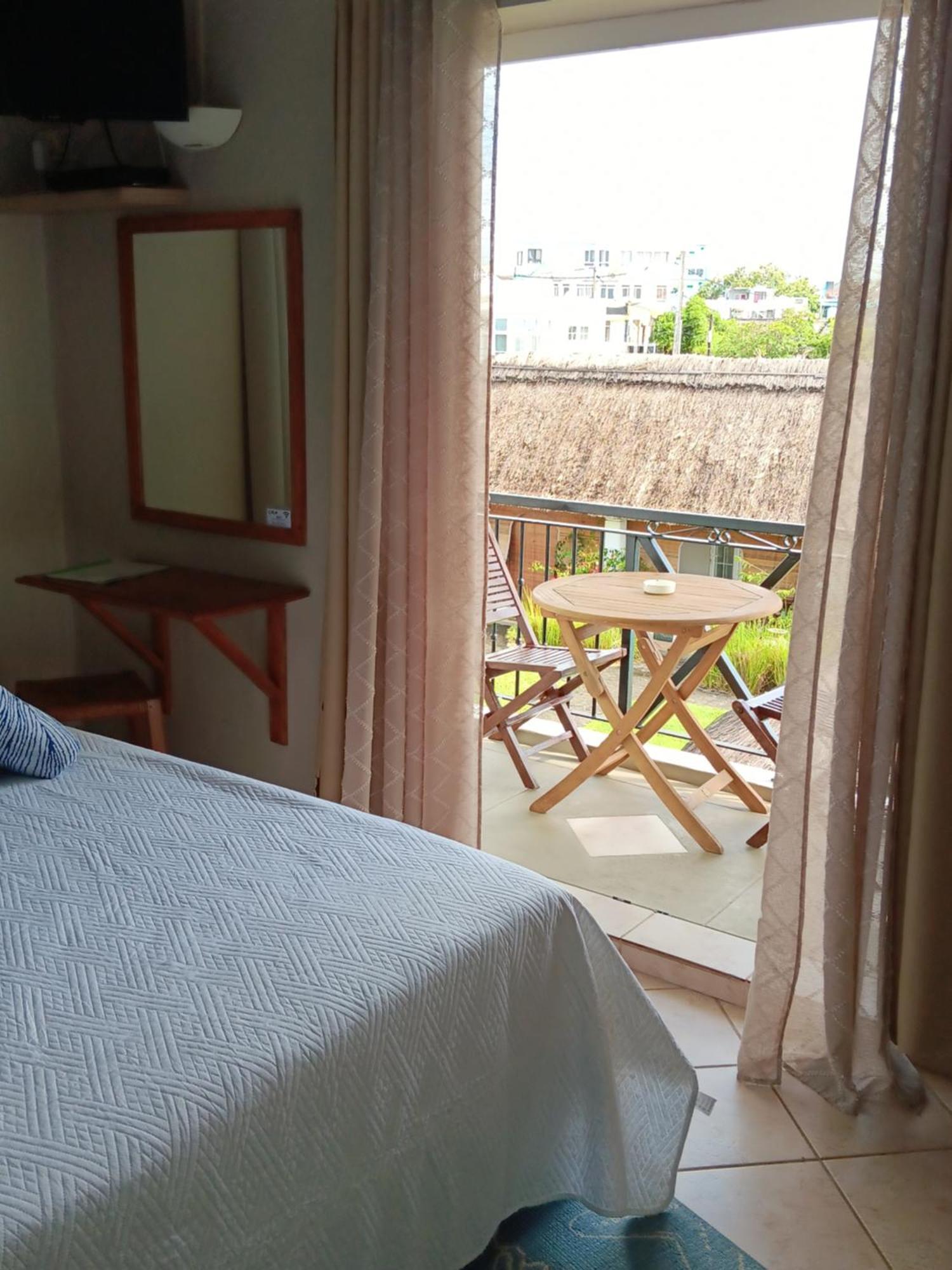 Chillpill Guest House Mahébourg エクステリア 写真