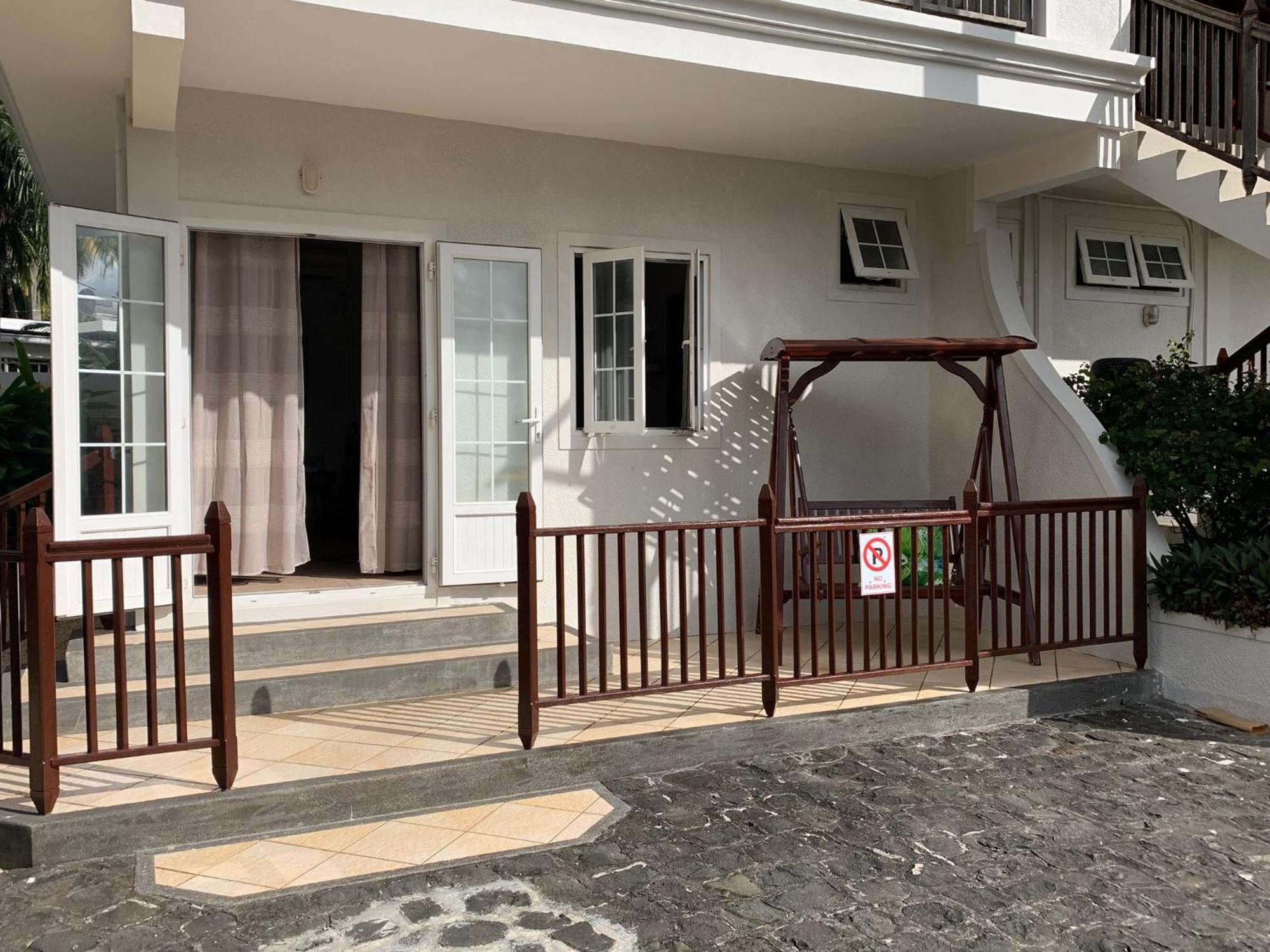 Chillpill Guest House Mahébourg エクステリア 写真